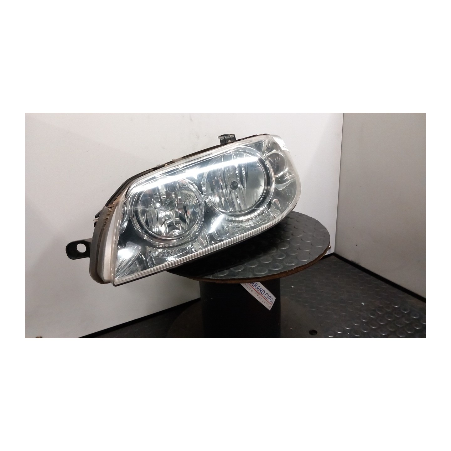PROIETTORE SX. 062 FIAT PUNTO (2U) (07/03-01/07) 188A4000 46849385