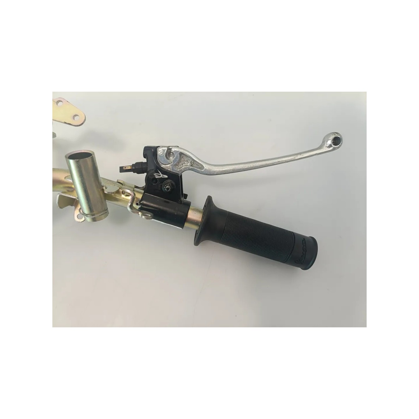 Manubrio Piaggio Vespa 150 Primavera (E5) Vespa 150 Primavera 3V ABS 