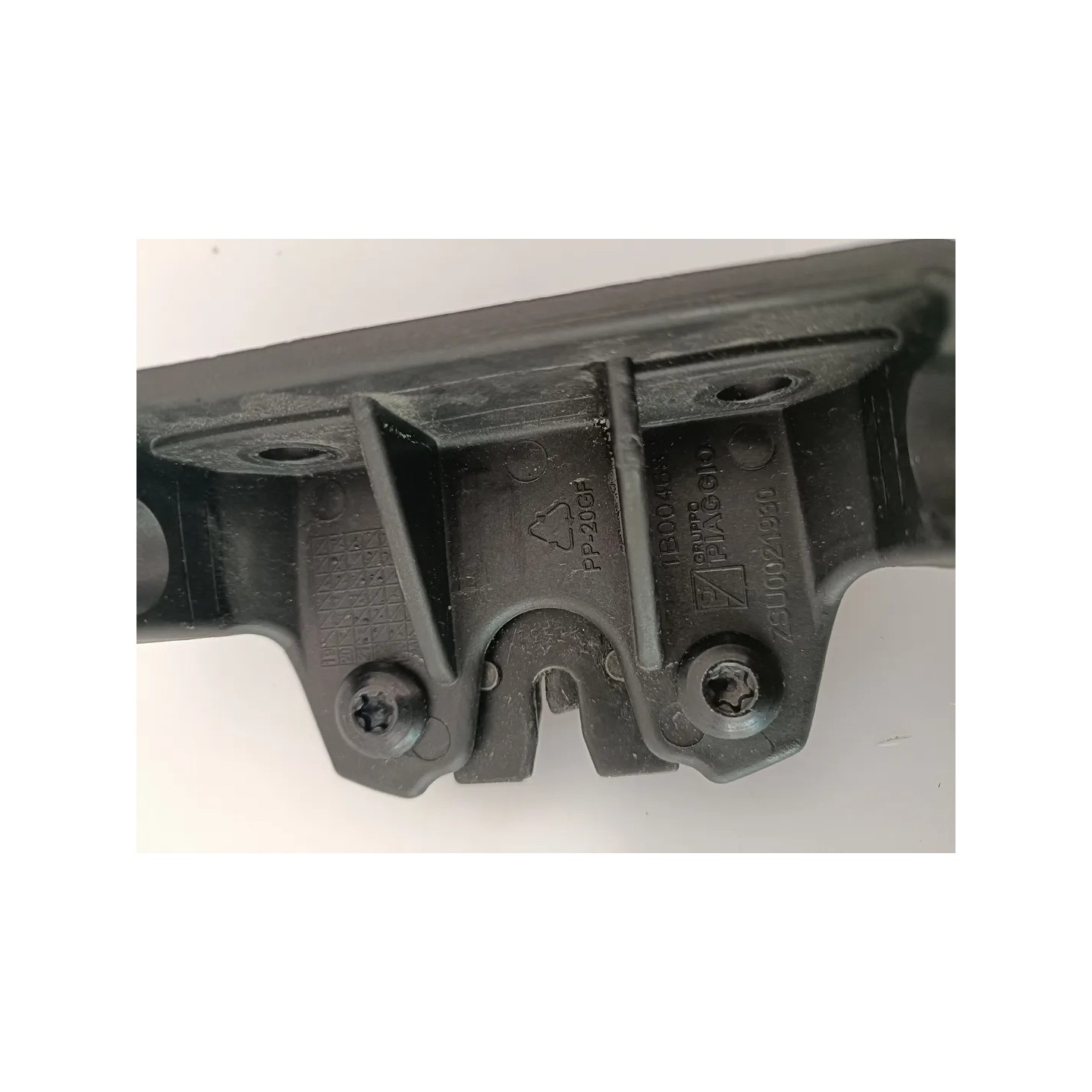 Aggancio serratura sella Piaggio Vespa 150 Primavera (E5) Vespa 150 Primavera 3V ABS 