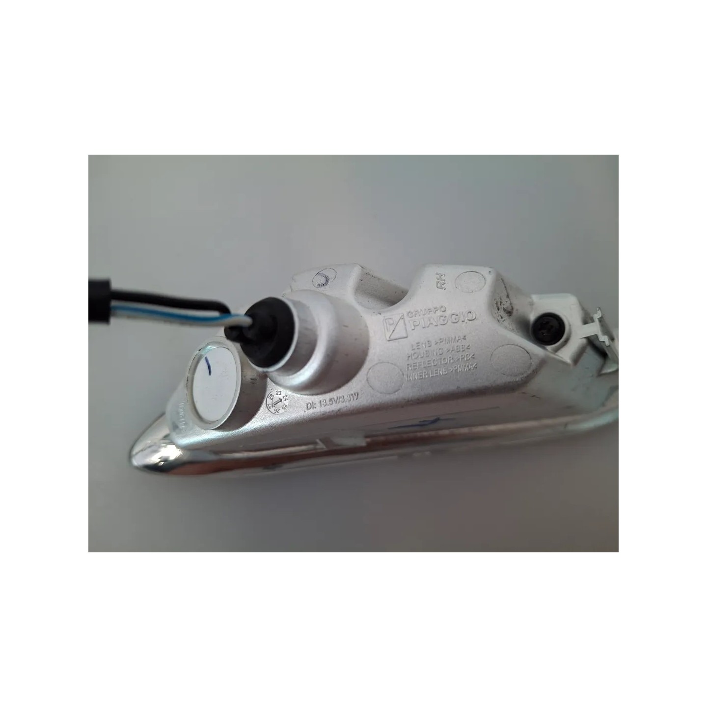 Indicatore direzione posteriore Piaggio Vespa 150 Primavera (E5) Vespa 150 Primavera 3V ABS Destro