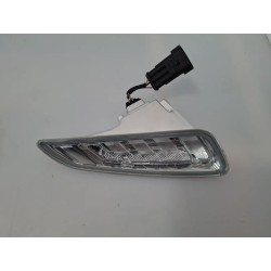 Indicatore direzione anteriore Piaggio Vespa 150 Primavera (E5) Vespa 150 Primavera 3V ABS Sinistro