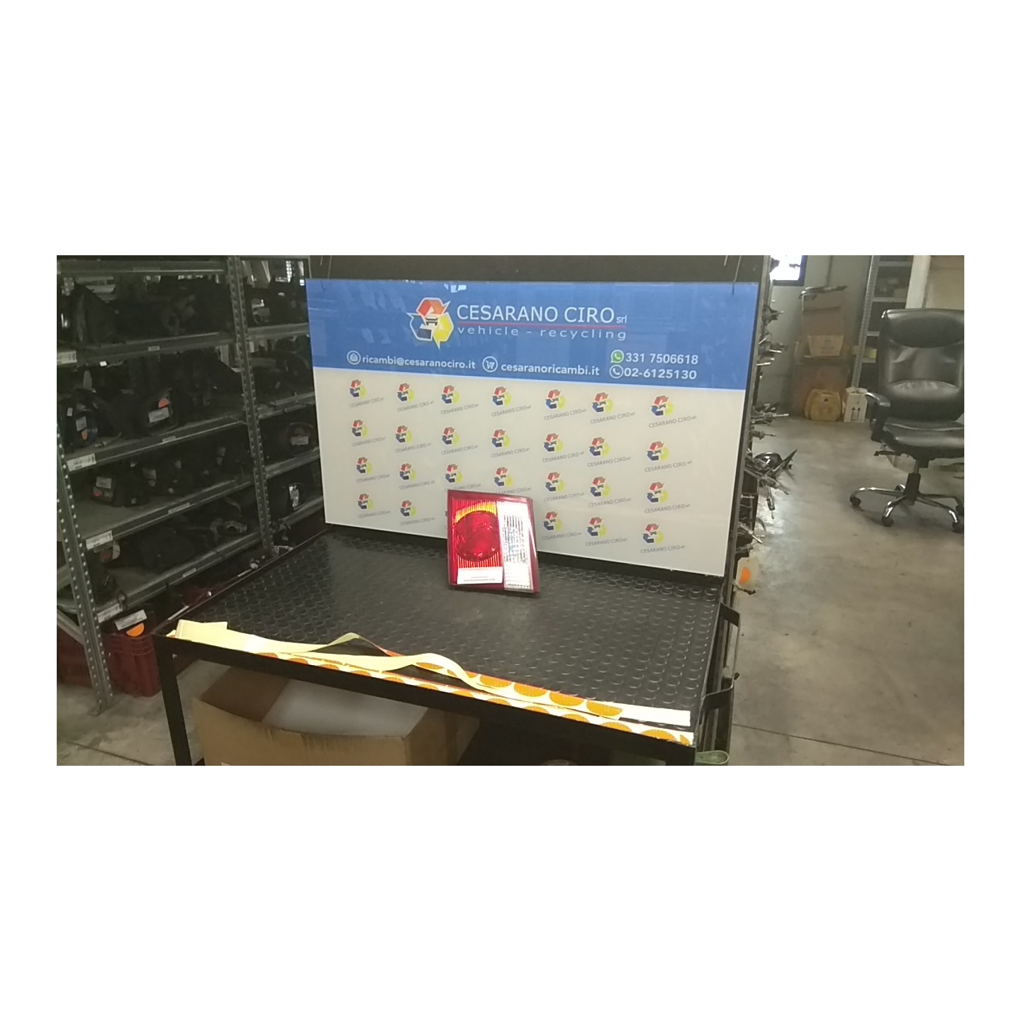 FANALE POST. PARTE INT. DX. 083 KIA CARENS 1A SERIE (07/02-02/08) S6D 0K2JB51180