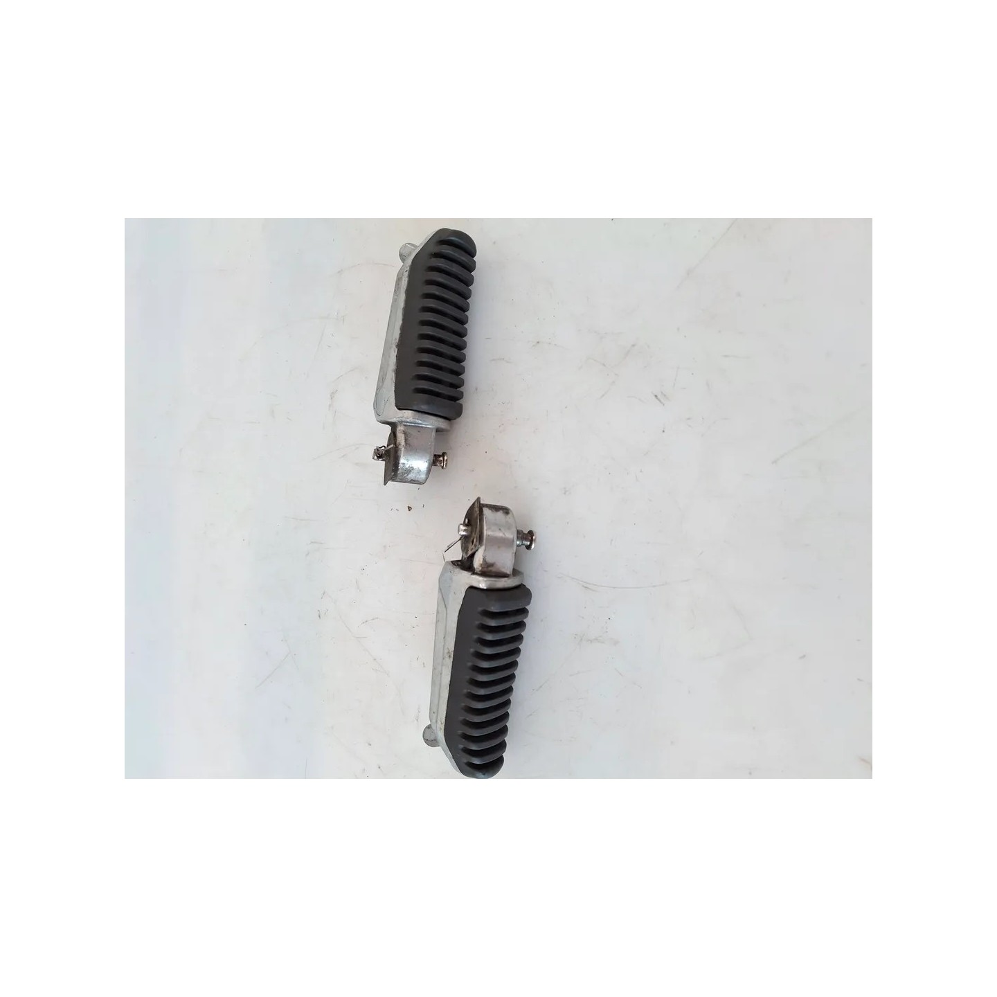 Pedana appoggiapiede posteriore Keeway RKR 125 