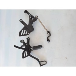 Supporto pedana appoggiapiede anteriore Keeway RKR 125 