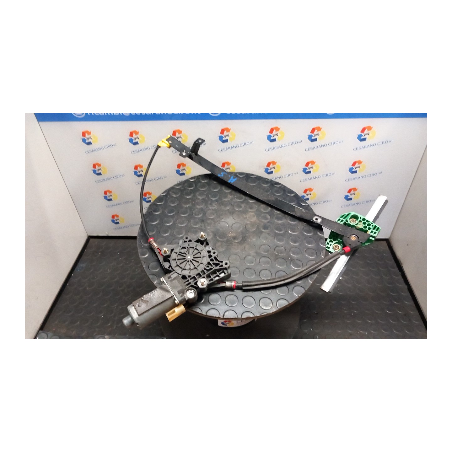 ALZACRISTALLO ELETTR. PORTA ANT. C/MOTORINO SX. 089 FORD KA (CCQ) (11/96-10/08) A9A 1138072