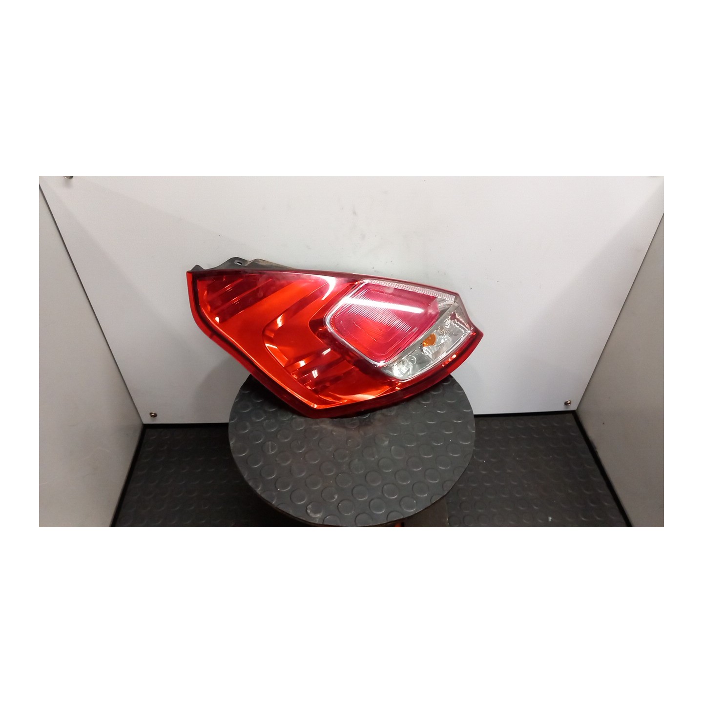 FANALE POST. SX. 016 FORD FIESTA (CCN) (11/12-) RTJB 1823622