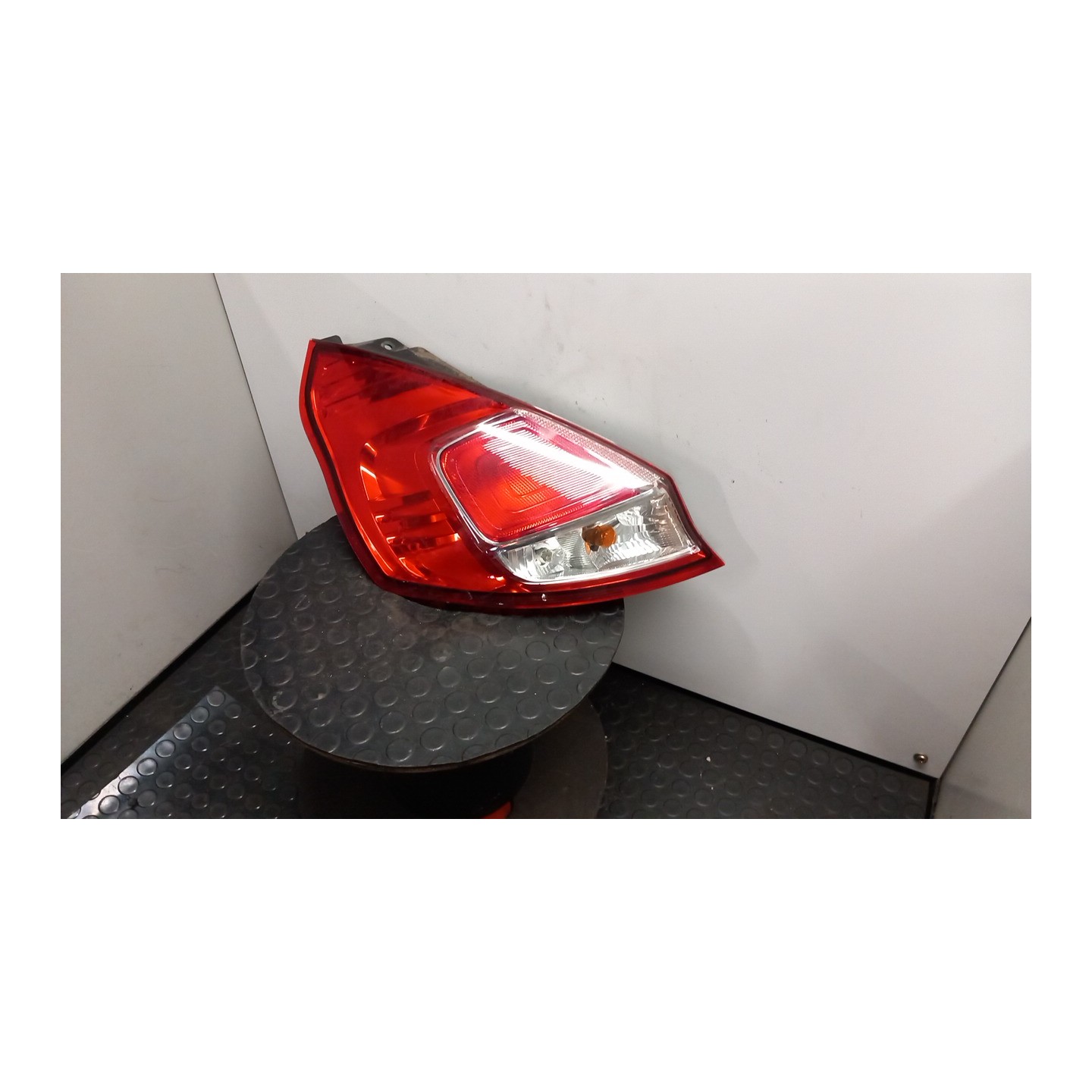 FANALE POST. SX. 016 FORD FIESTA (CCN) (11/12-) RTJB 1823622