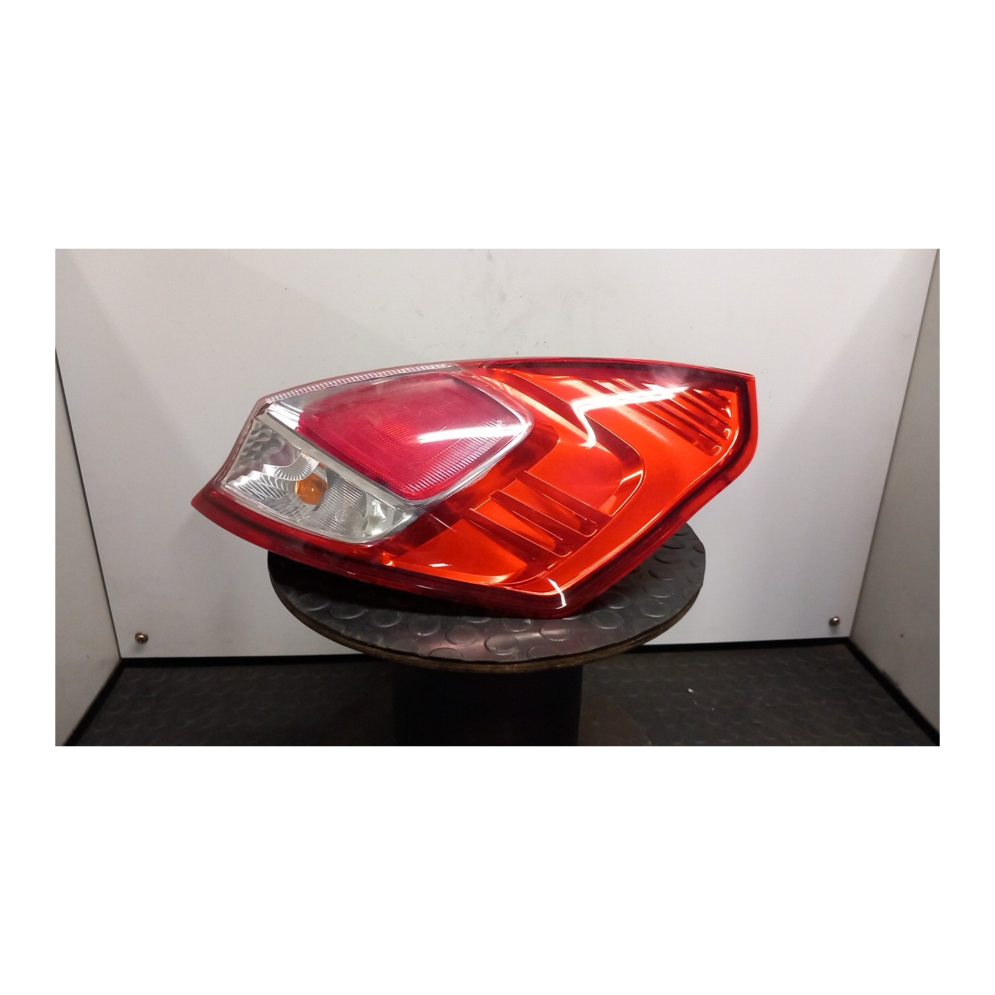 FANALE POST. DX. 017 FORD FIESTA (CCN) (11/12-) RTJB 1823621