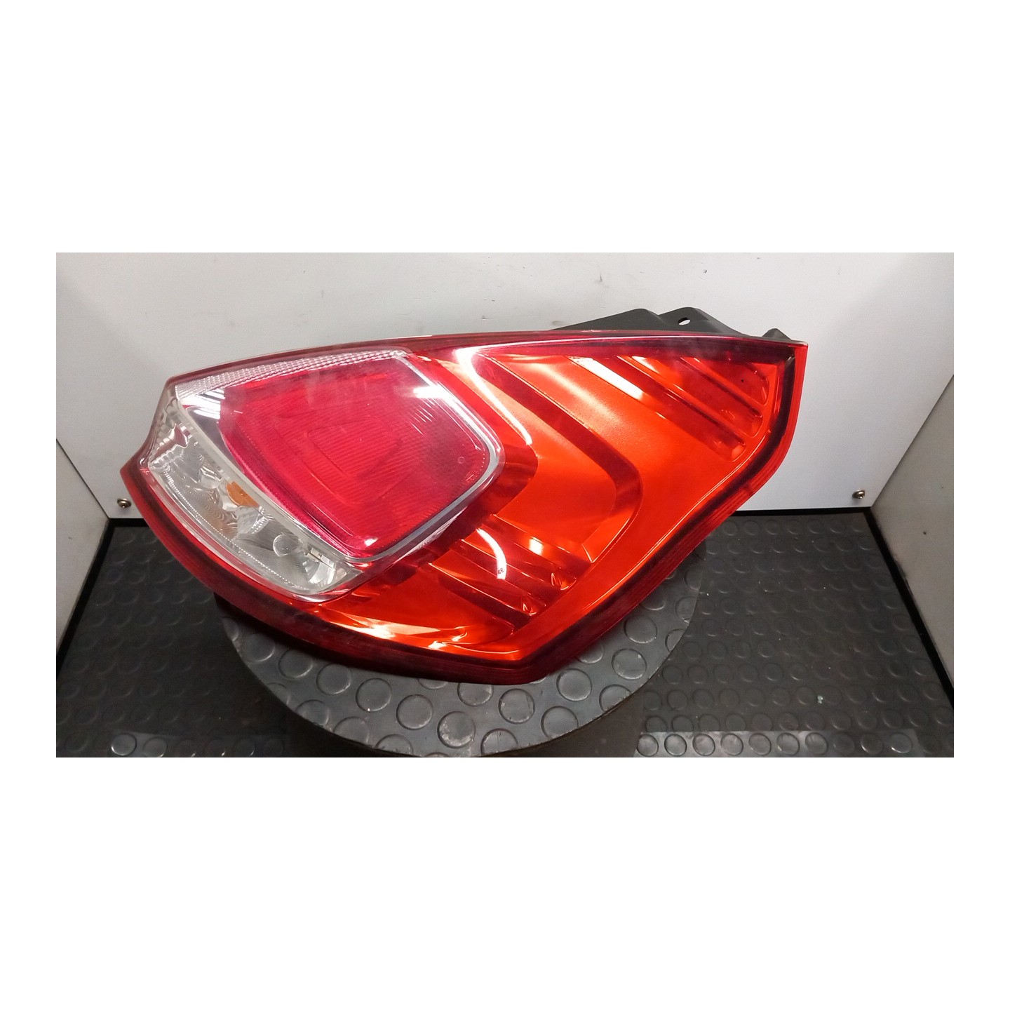 FANALE POST. DX. 017 FORD FIESTA (CCN) (11/12-) RTJB 1823621