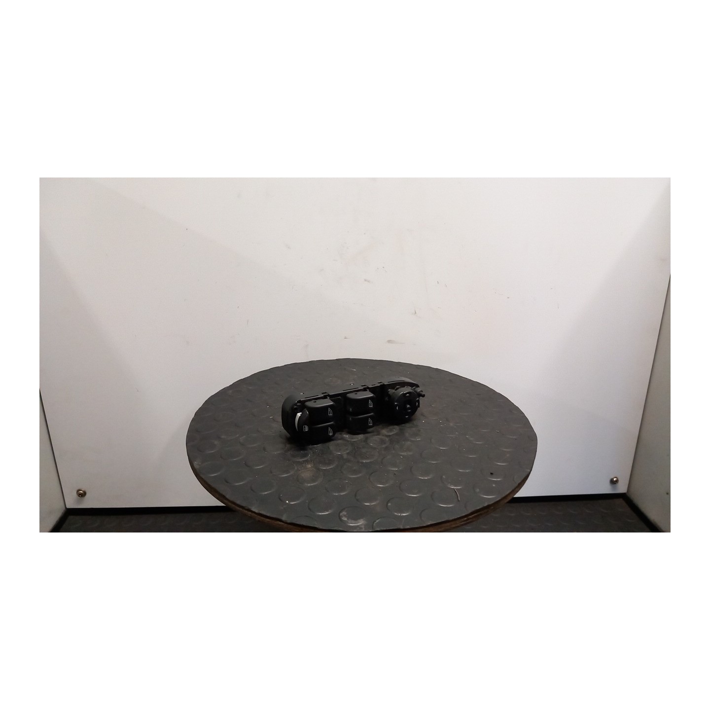 BLOCCO COMANDI ALZACRISTALLI C/CRIST.ELE.POST., RETROV.ELE. 028 JAGUAR X-TYPE (02/01-05/10) BG C2S38406