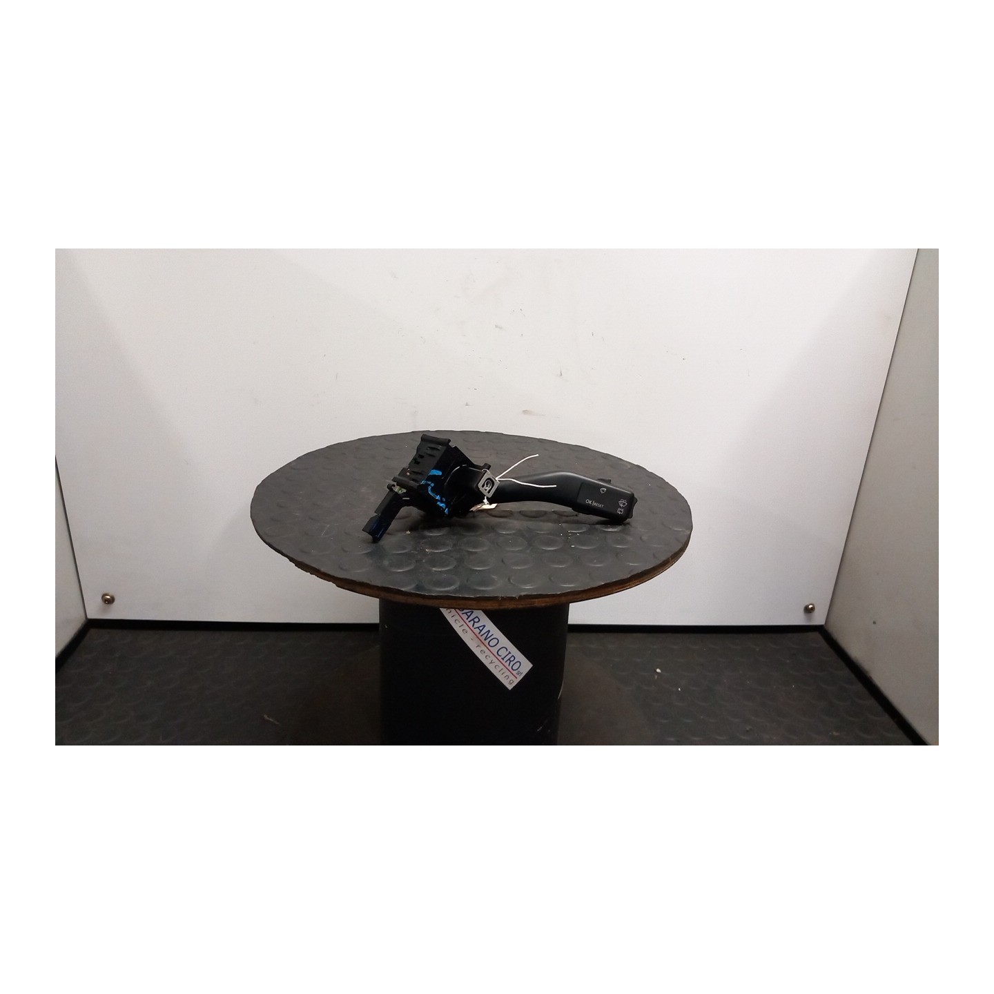 BLOCCO COMANDI TERGICRISTALLI 001 VOLKSWAGEN GOLF (1K) (10/03-12/09) BKD 1K0953519H9B9