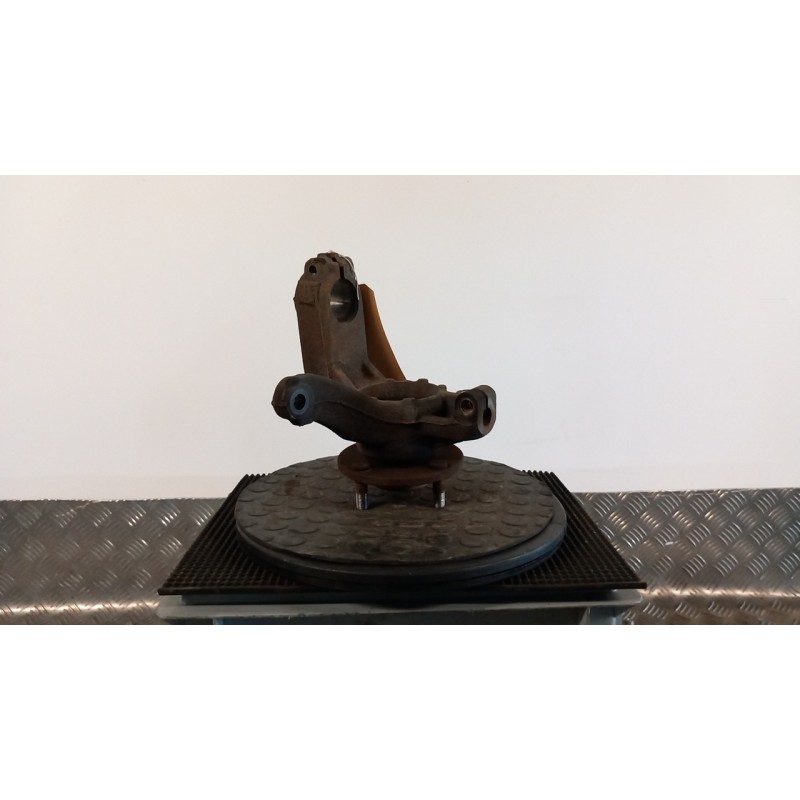 MONTANTE SOSP. ANT. C/CUSCINETTO SX. 030 FORD FIESTA (CBK) (03/02-12/05) FUJA 1478231