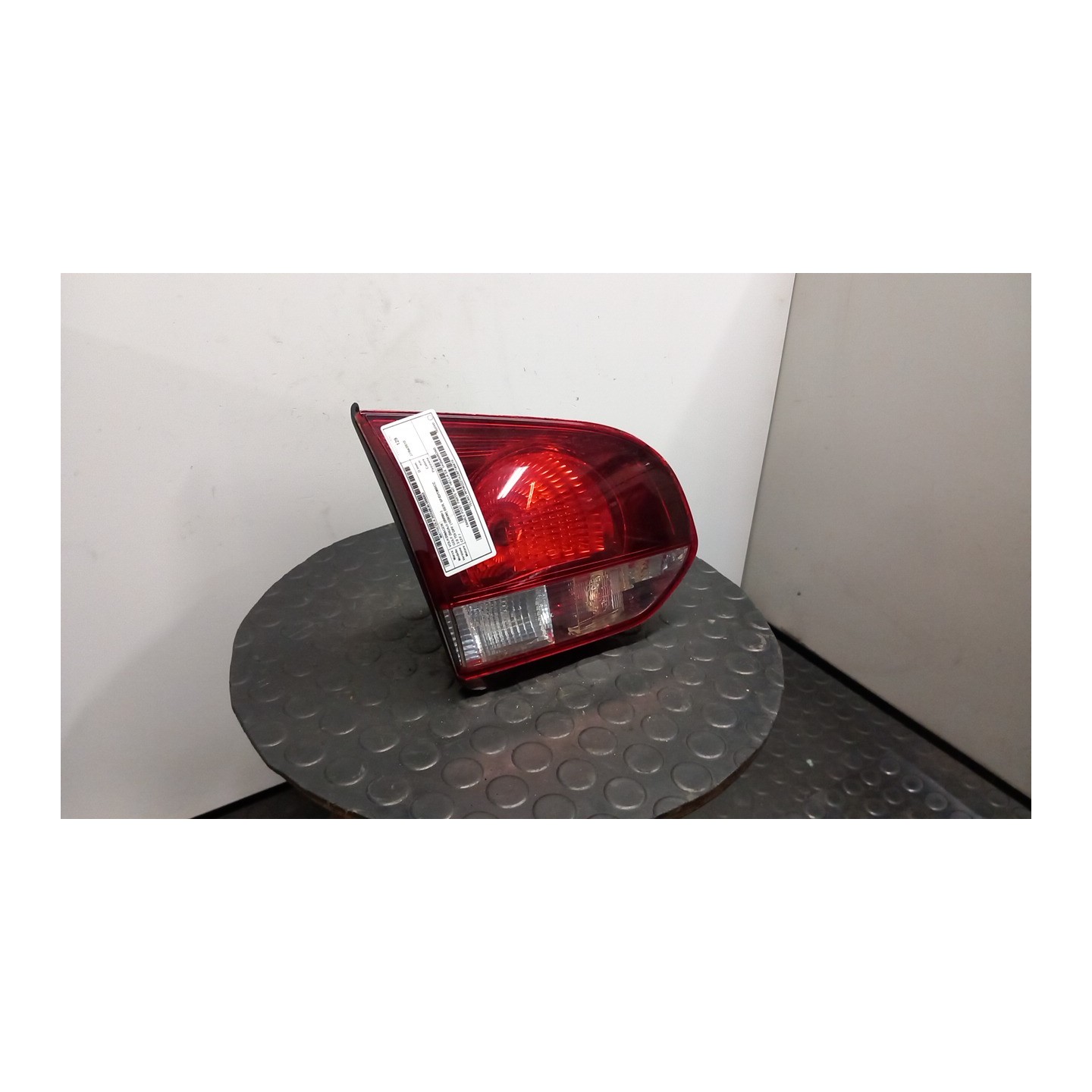 FANALE POST. PARTE INT. HELLA SX. 083 VOLKSWAGEN GOLF (5K/AJ) (09/08-) CFF 5K0945093AB