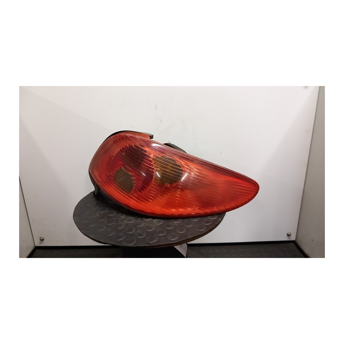 FANALE POST. OPR 09582 DX. 092 PEUGEOT 206 (09/98-06/09) 9HZ 6351N7