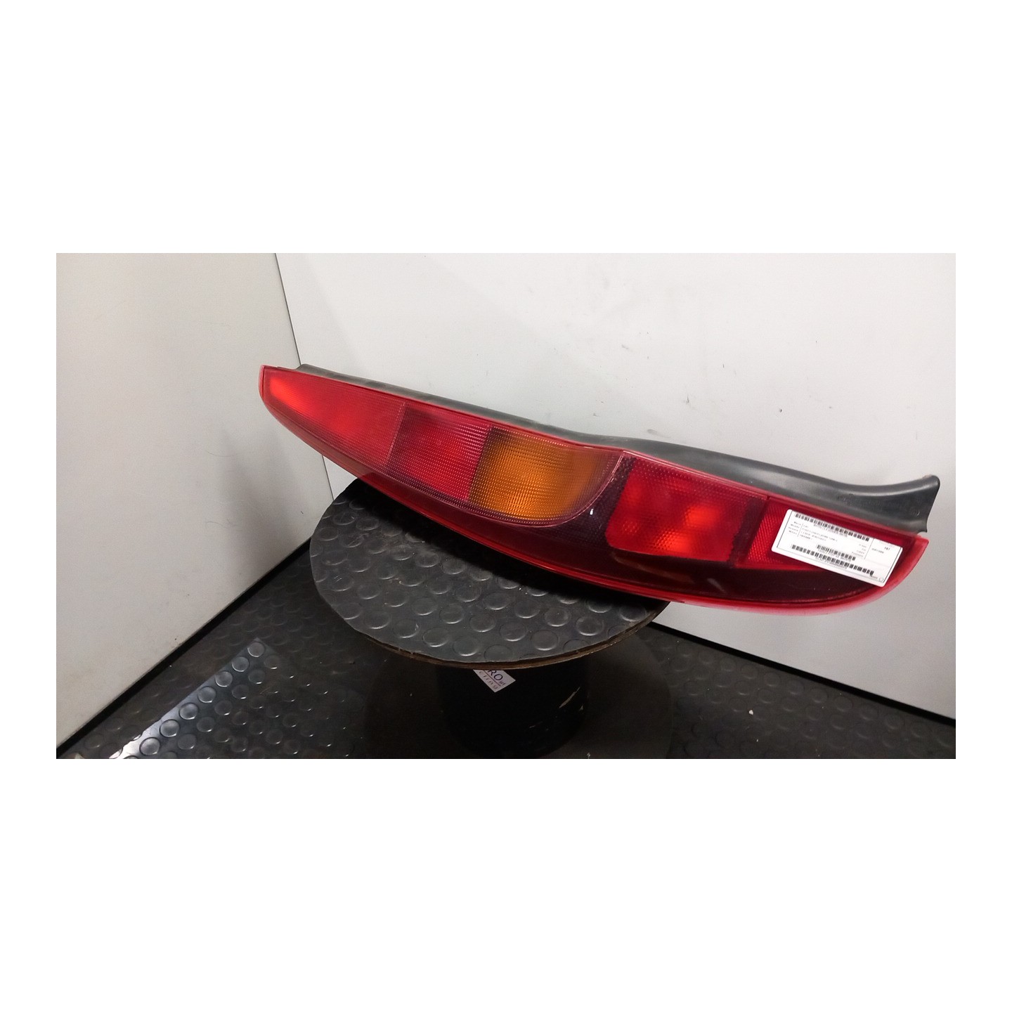 FANALE POST. SX. 105 FIAT PUNTO (1N/1P) (07/99-12/05) 188A4000 46523770