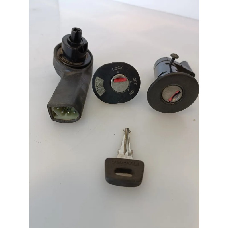 Commutatore avviamento e bloccasterzo Piaggio Free 50 (E0) Free 50 