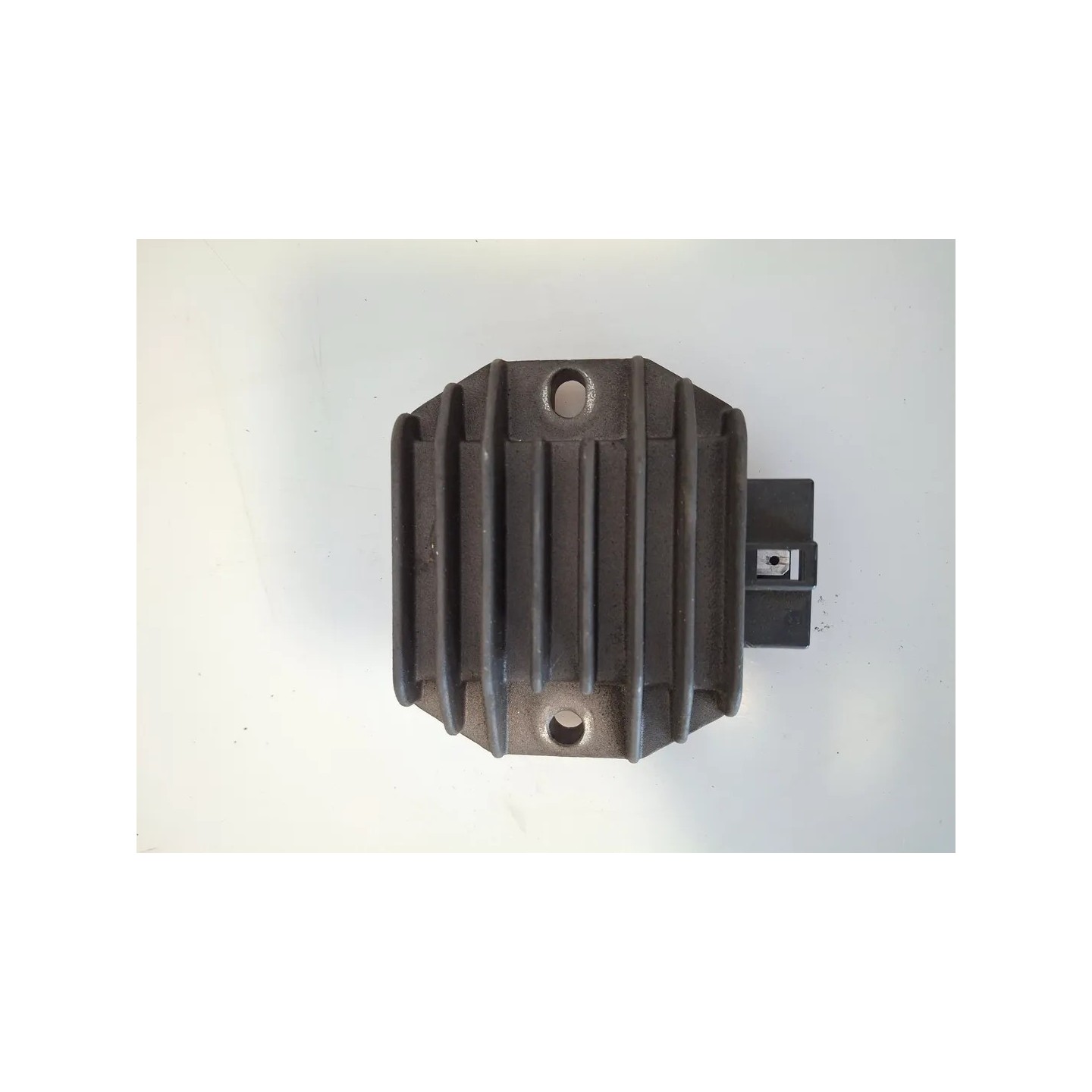 Regolatore tensione Piaggio X9 250 (E2) X9 250 Evolution 