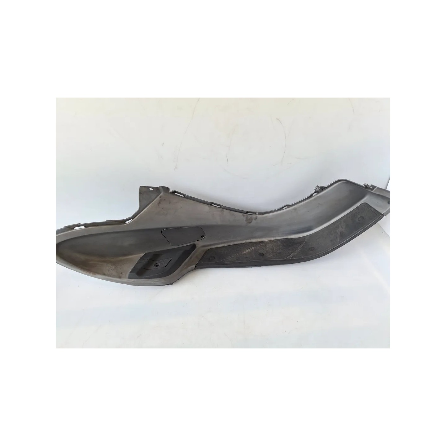 Pavimento appoggiapiedi Piaggio X9 250 (E2) X9 250 Evolution Destro