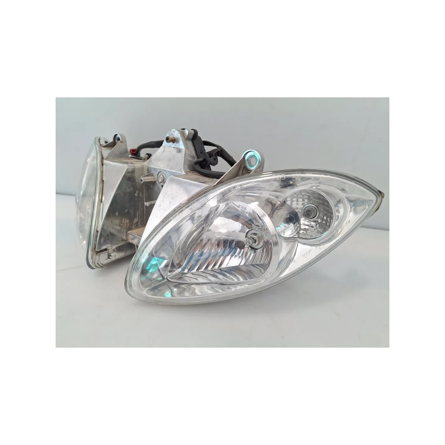 Proiettore completo Piaggio X9 250 (E2) X9 250 Evolution 