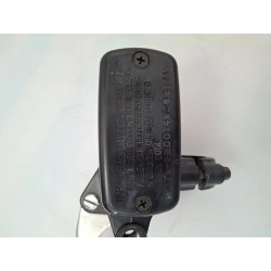 Pompa con serbatoio liquido freni posteriore Honda Silver Wing 600 (E1) Silver Wing 