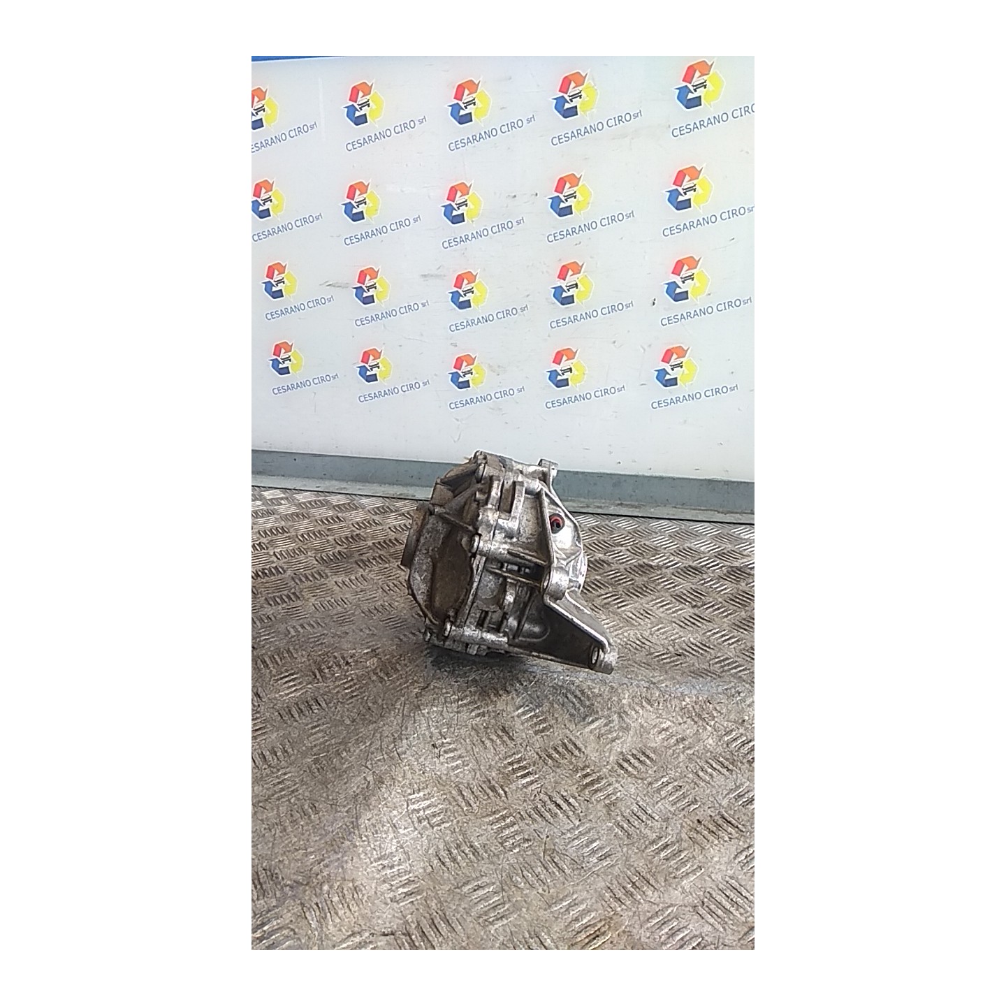 RIDUTTORE CAMBIO 079 ALFA ROMEO STELVIO (6V) (01/17-10/22) 55284529 NB6424001051009