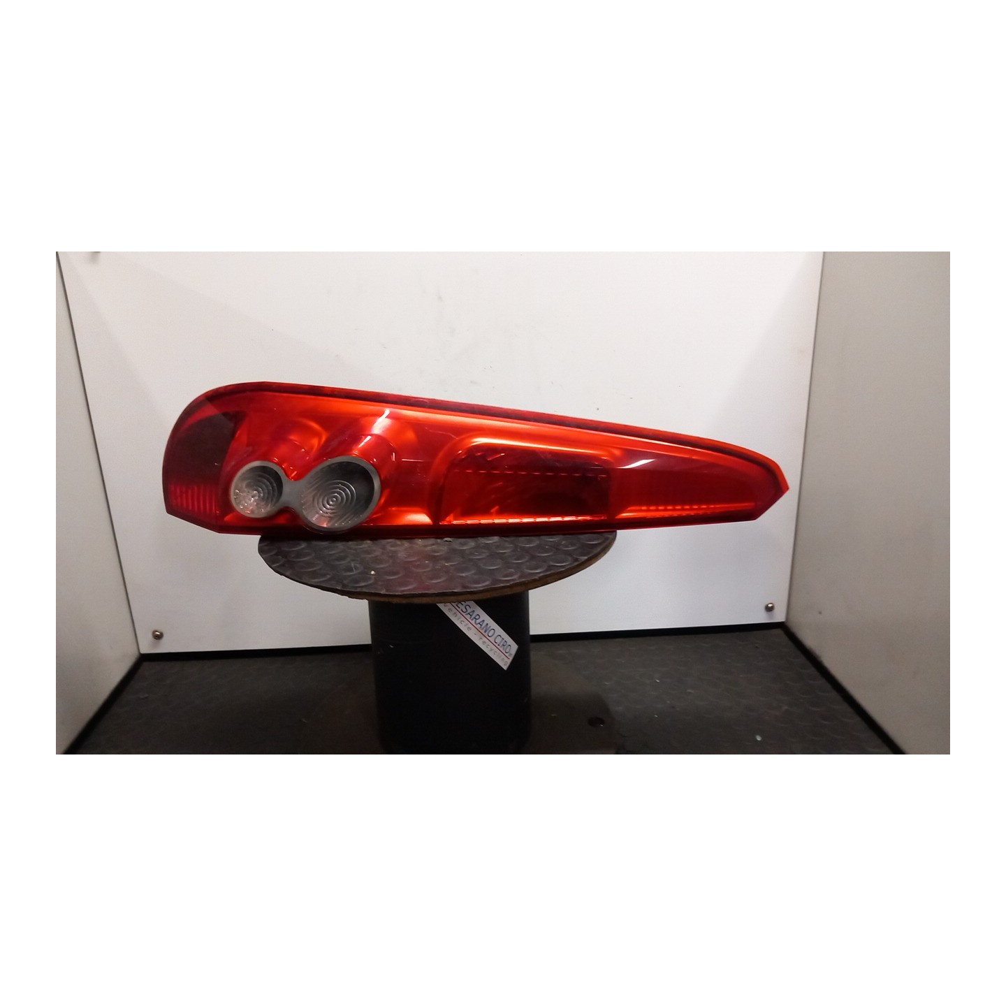 FANALE POST. SX. 014 FORD FIESTA (CBK) (03/02-12/05) FUJA 1324578