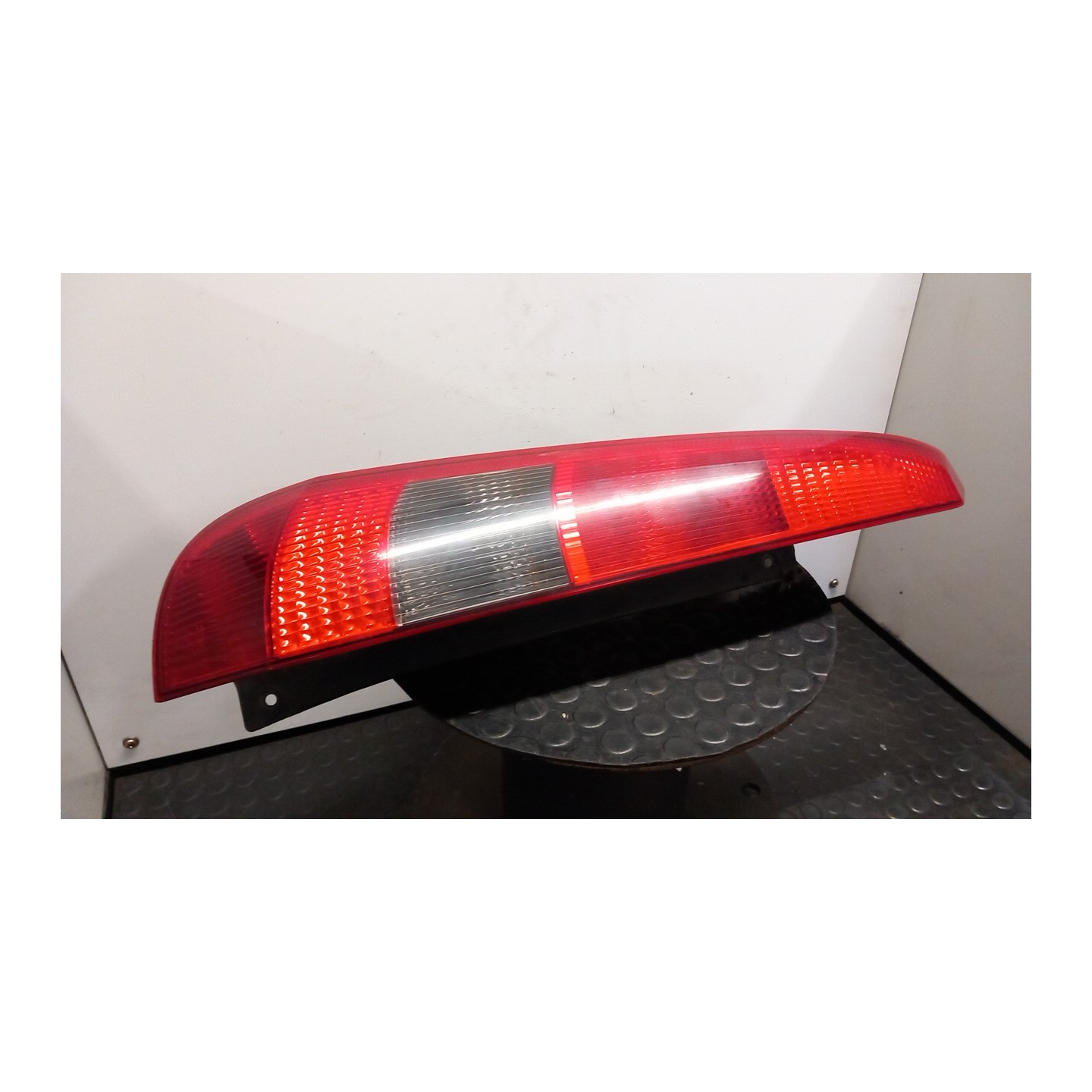FANALE POST. SX. 070 FORD FIESTA (CBK) (03/02-12/05) F6JA 1324578