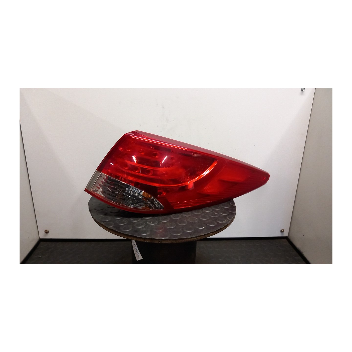 FANALE POST. PARTE EST. DX. 079 HYUNDAI IX35 (02/10-12/15) D4FD 924022Y000