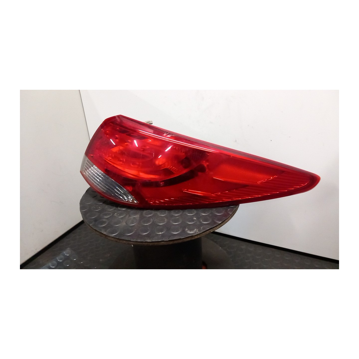 FANALE POST. PARTE EST. DX. 079 HYUNDAI IX35 (02/10-12/15) D4FD 924022Y000