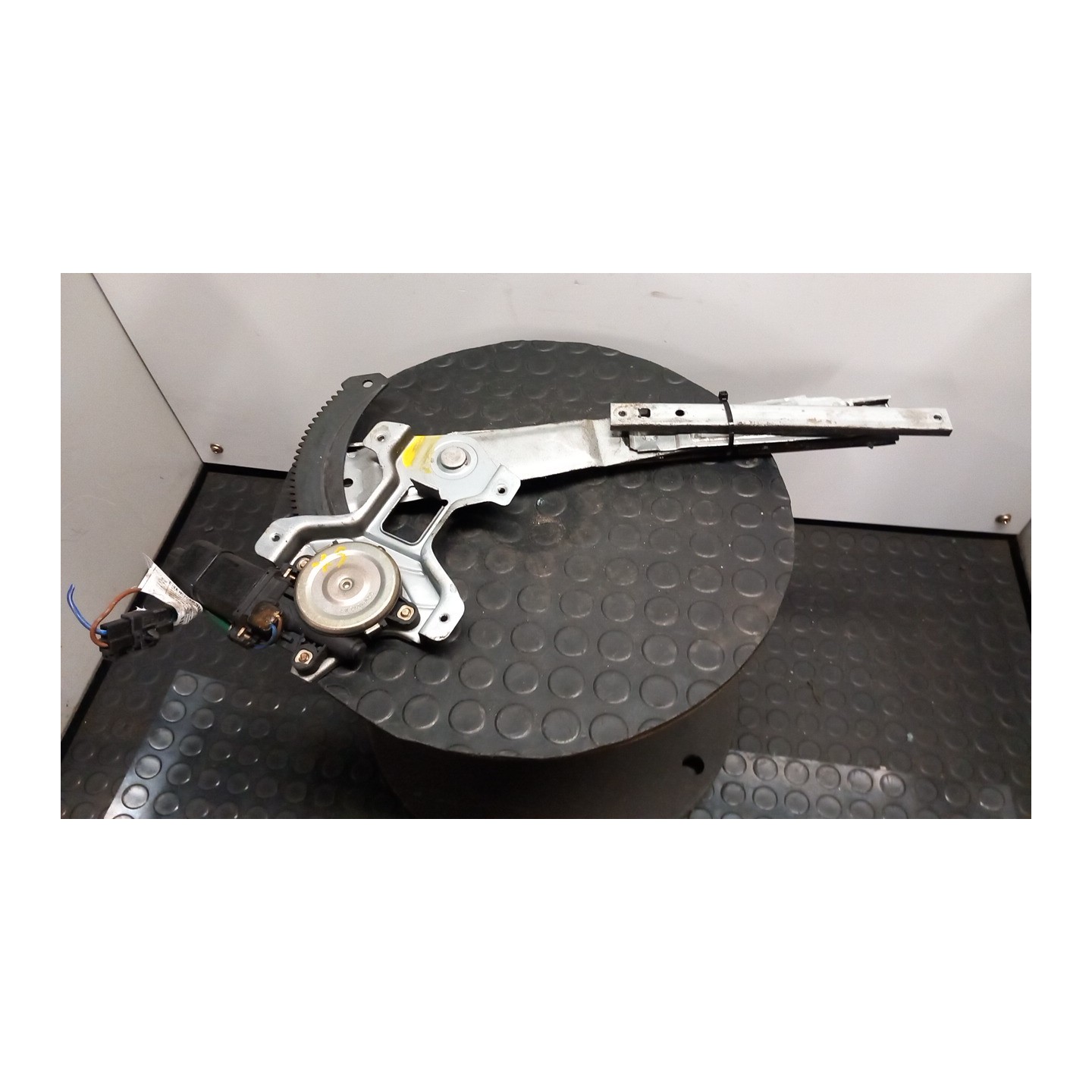 ALZACRISTALLO ELETTR. PORTA ANT. SX. 007 CHEVROLET (DAEWOO) MATIZ (M100) (12/00-02/06) F8CV 96323234