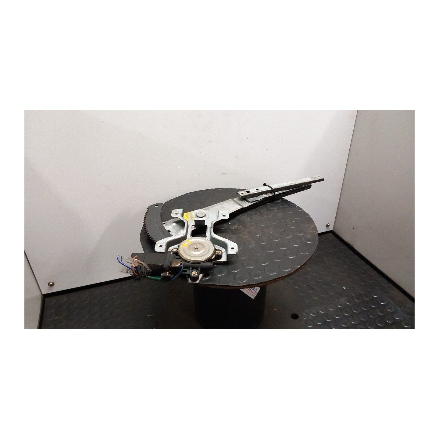 ALZACRISTALLO ELETTR. PORTA ANT. SX. 007 CHEVROLET (DAEWOO) MATIZ (M100) (12/00-02/06) F8CV 96323234