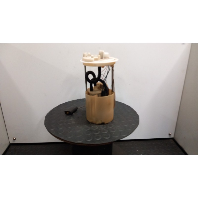 POMPA CARBURANTE C/TRASDUTTORE (GALLEGGIANTE) 011 FIAT STILO (2V) (11/03-06/09) 843A1000 51705573