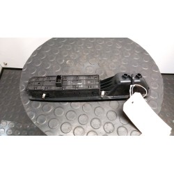 BLOCCO COMANDI ALZACRISTALLI E RETROVISORI EST. RETR.EST.01/02;EA1;EA2;ANTIFUR 033 RENAULT MEGANE 3A SERIE (10/08-) K4MT8 809610