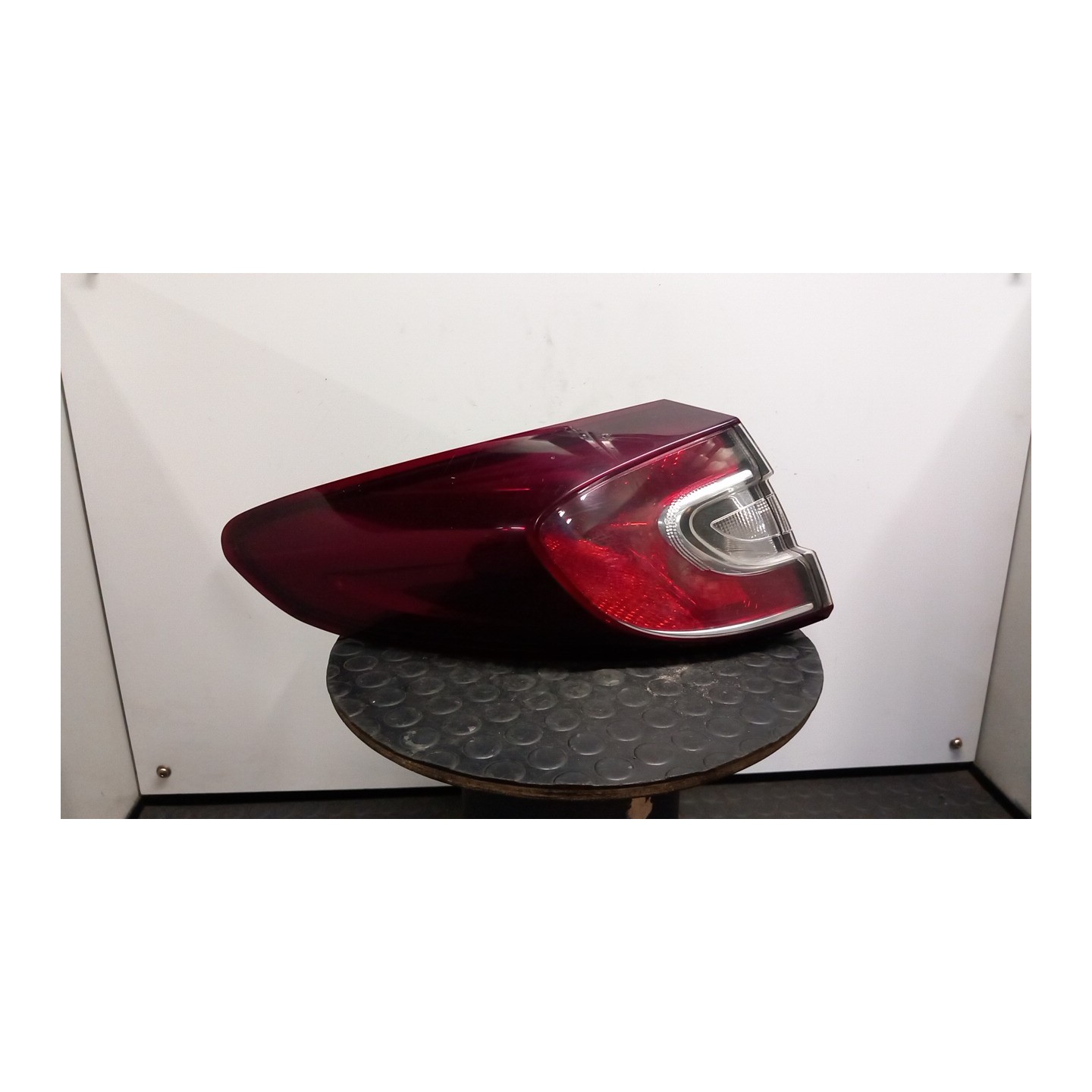FANALE POST. PARTE EST. SX. 036 RENAULT MEGANE 3A SERIE (10/08-) K4MT8 265550007R
