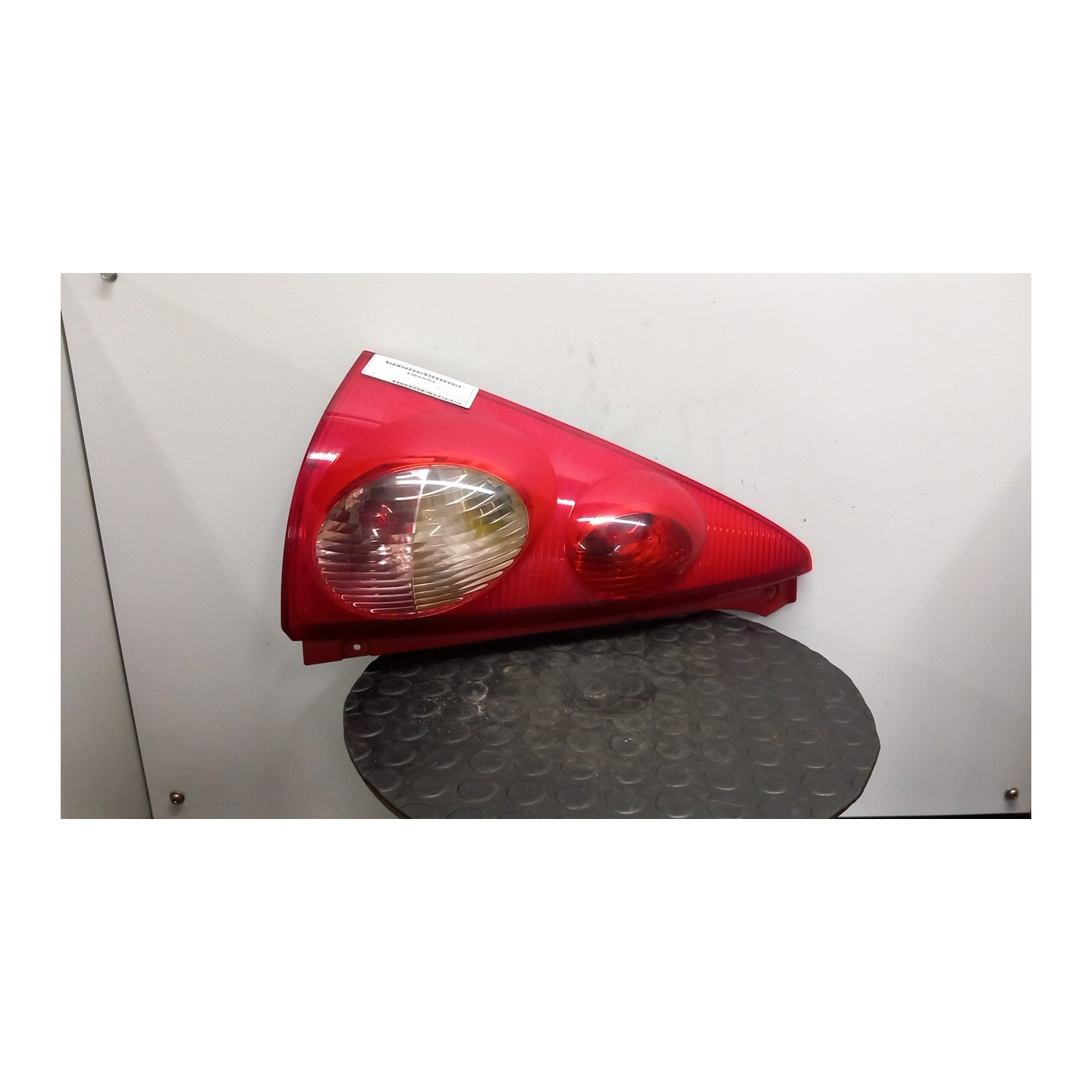 FANALE POST. SX. 040 PEUGEOT 107 (06/05-) 1KR 6350X6