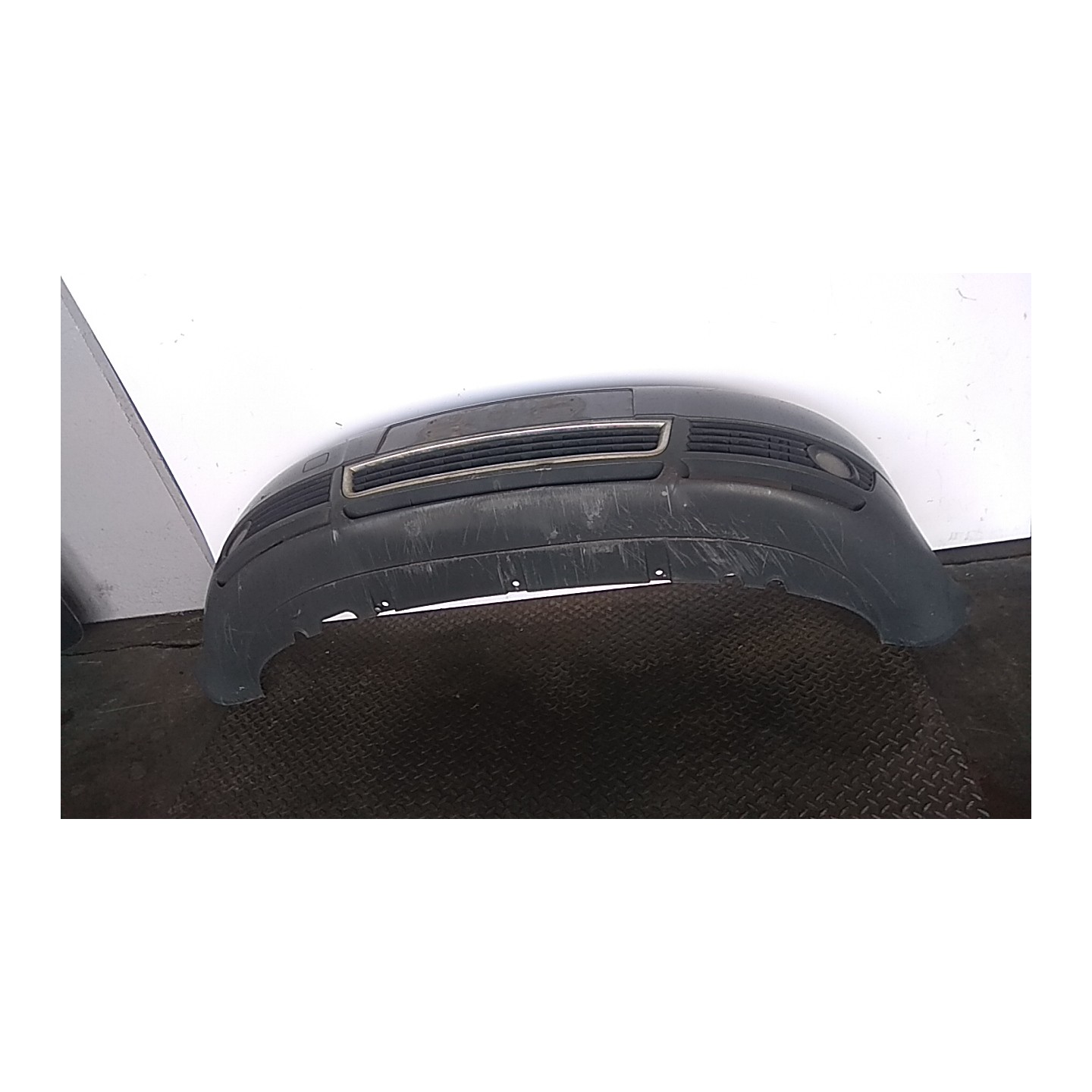 PARAURTI ANT. 114 AUDI A4 (8E) (11/00-11/04) AVF 8E0807103FGRU
