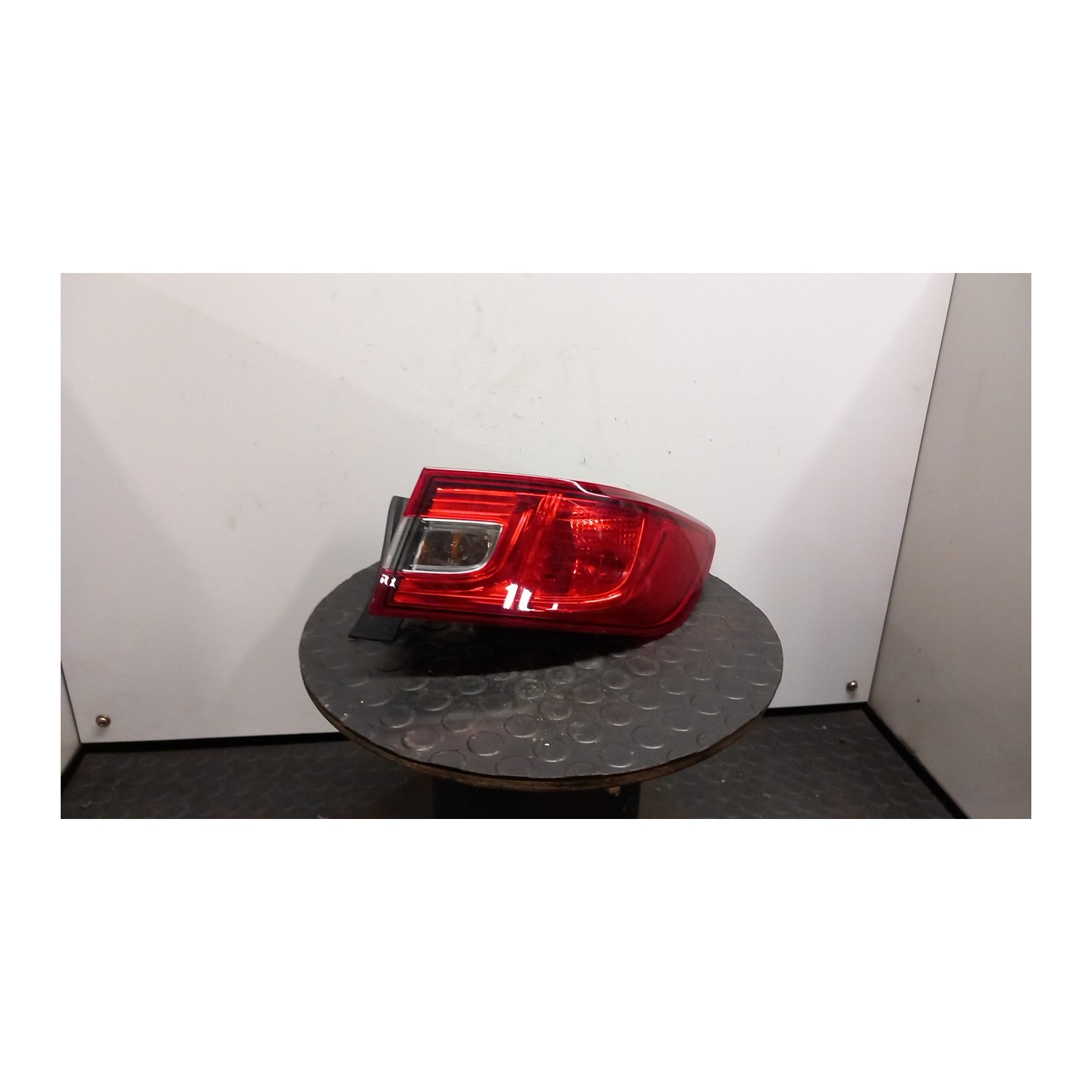 FANALE POST. PARTE EST. DX. 035 RENAULT CLIO 4A SERIE (07/12-12/16) K9KC6 265502631R