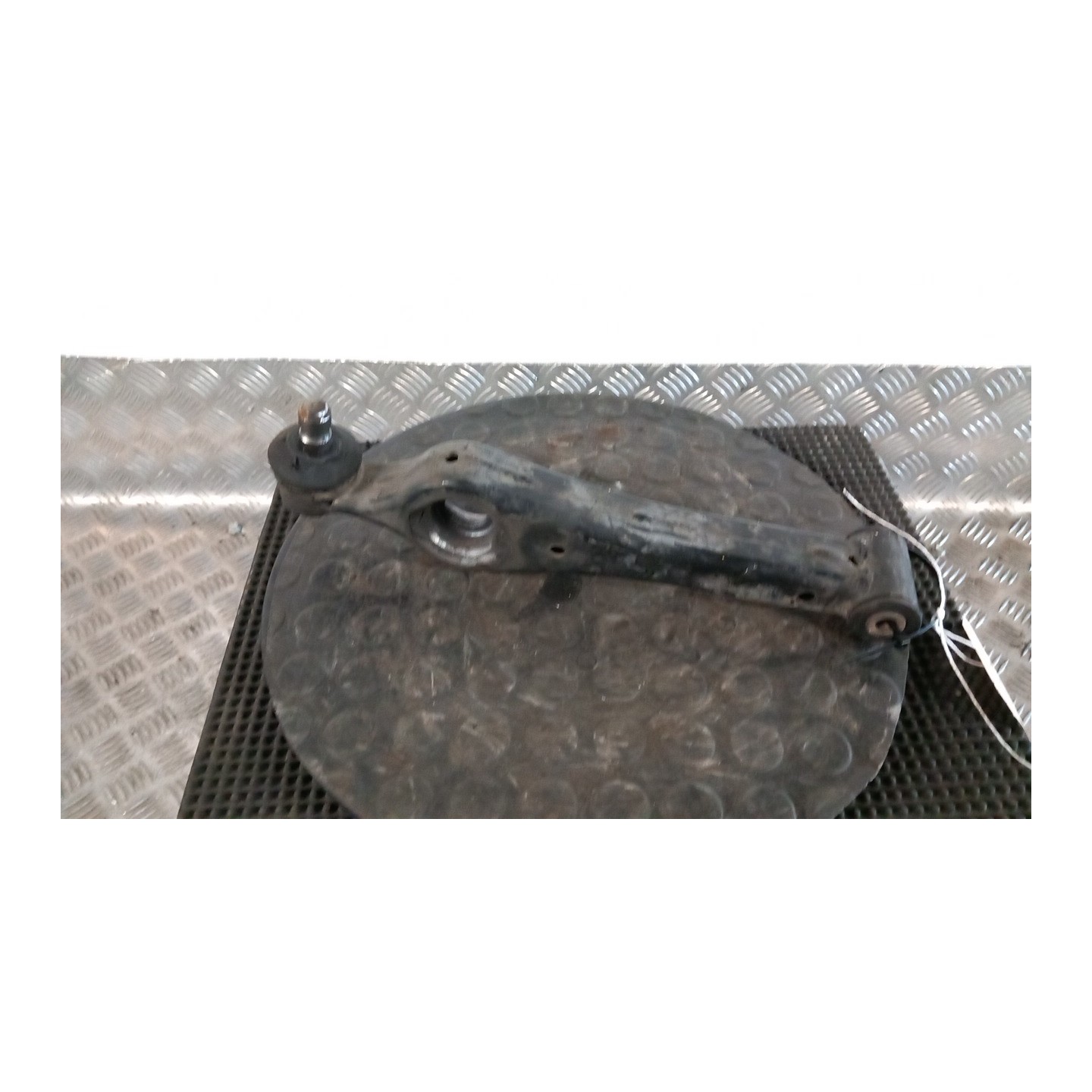 BRACCIO OSCILLANTE INF. SOSP. ANT. DX. 056 SUZUKI IGNIS 1A SERIE (10/00-10/03) M13A 4520076G22000