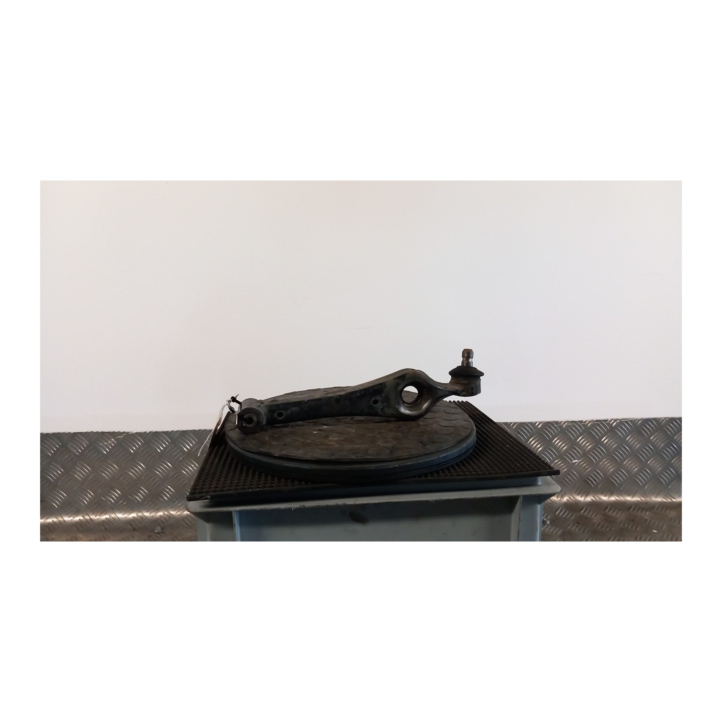 BRACCIO OSCILLANTE INF. SOSP. ANT. SX. 057 SUZUKI IGNIS 1A SERIE (10/00-10/03) M13A 4520076G22000