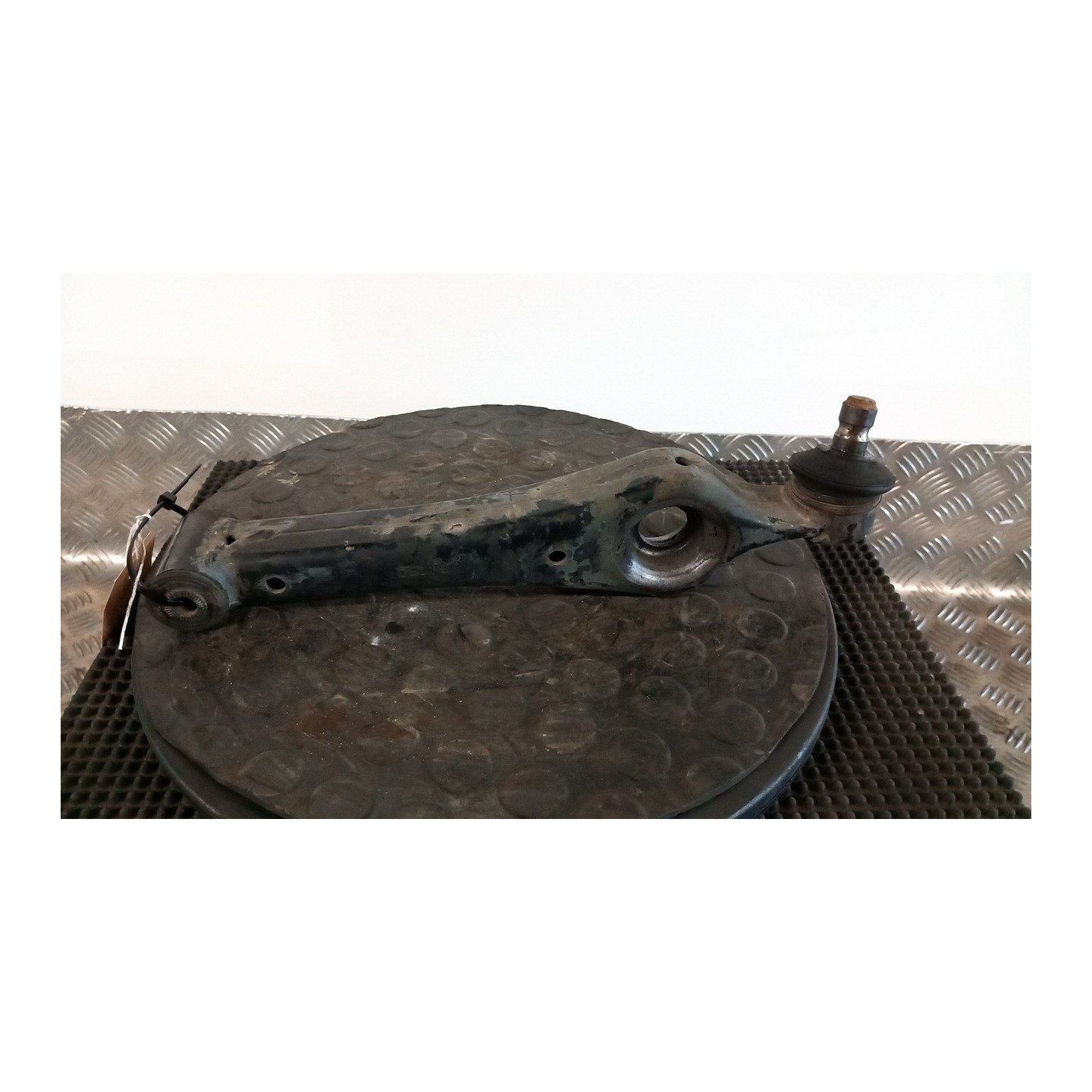 BRACCIO OSCILLANTE INF. SOSP. ANT. SX. 057 SUZUKI IGNIS 1A SERIE (10/00-10/03) M13A 4520076G22000