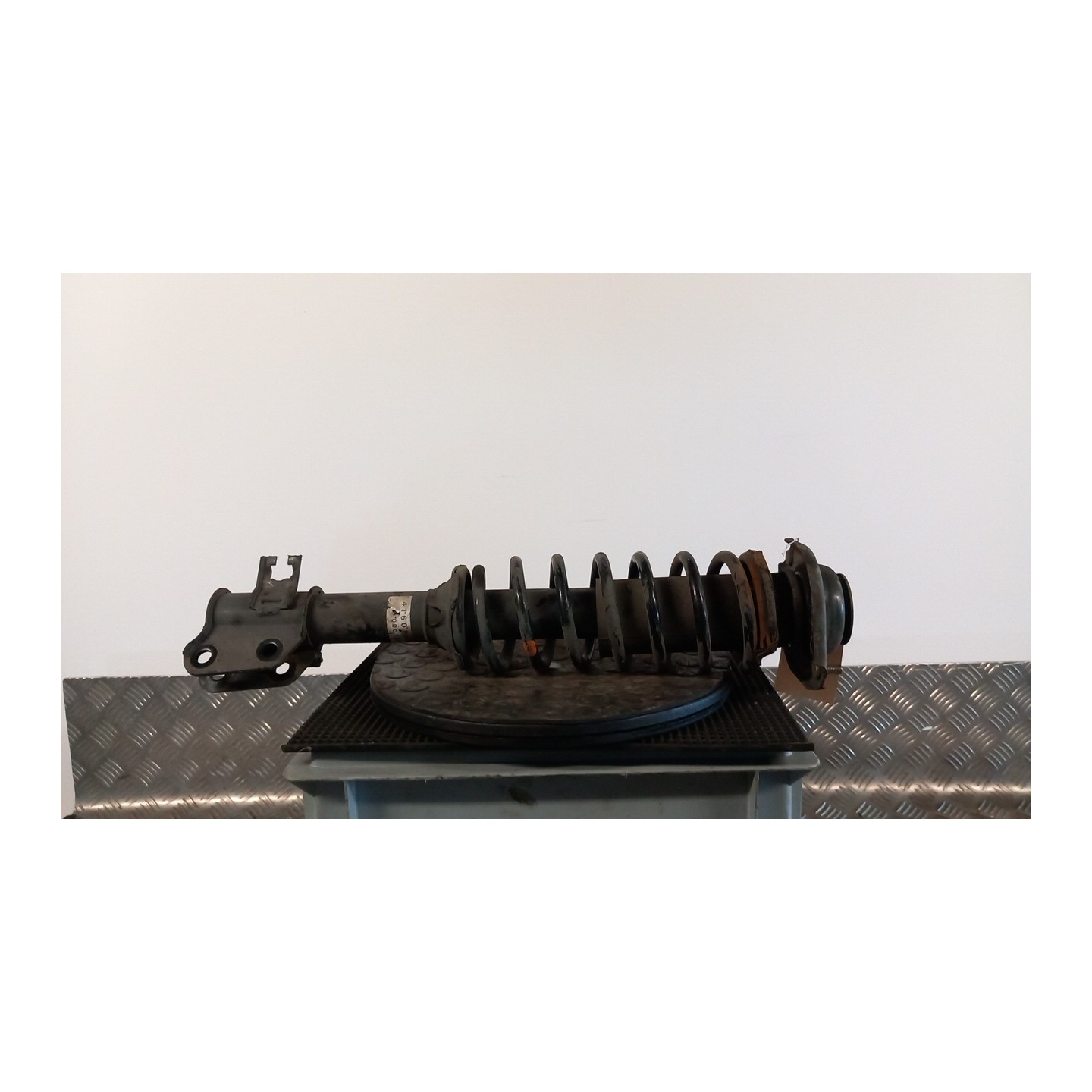 AMMORTIZZATORE ANT. SX. 061 SUZUKI IGNIS 1A SERIE (10/00-10/03) M13A 4160280G60000
