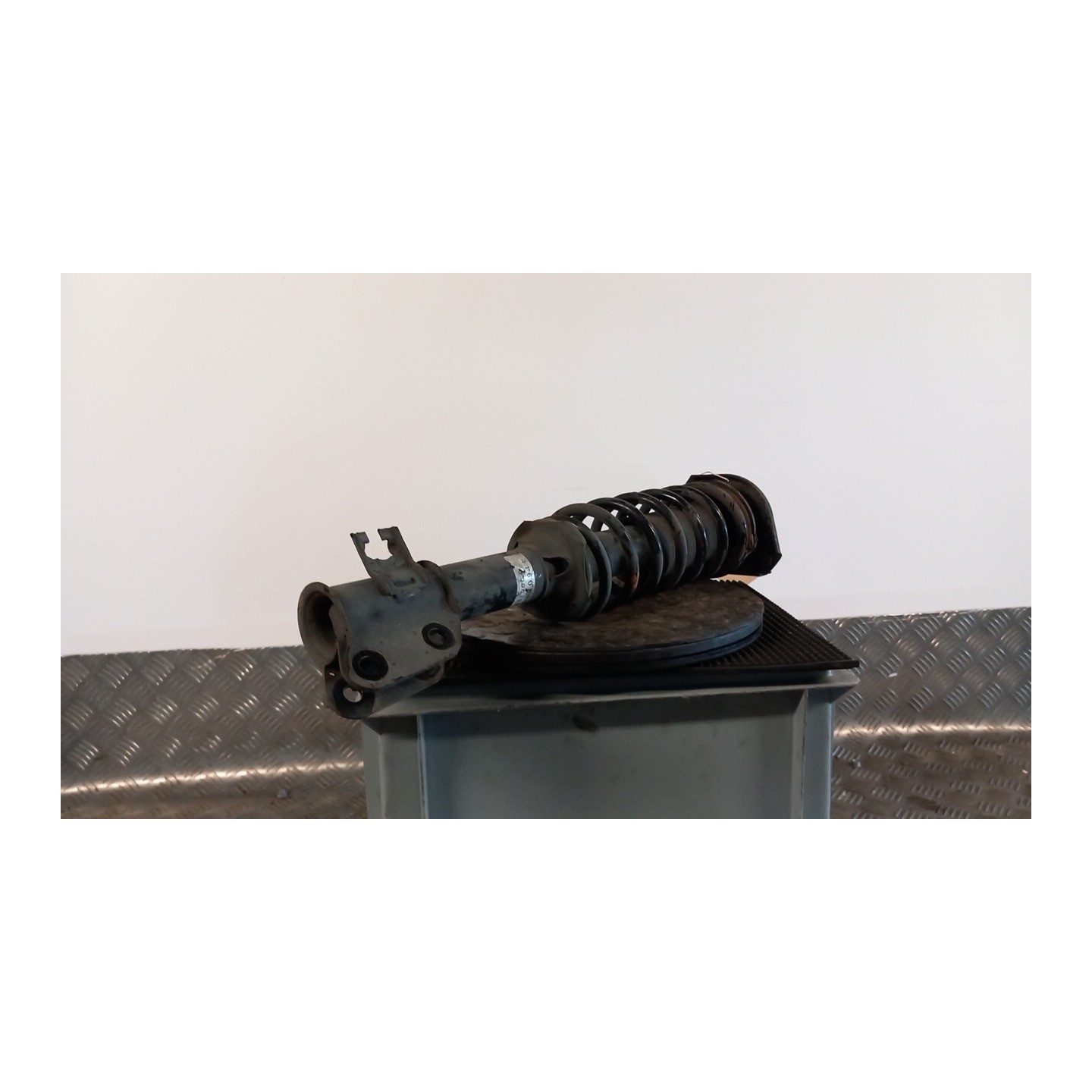 AMMORTIZZATORE ANT. SX. 061 SUZUKI IGNIS 1A SERIE (10/00-10/03) M13A 4160280G60000