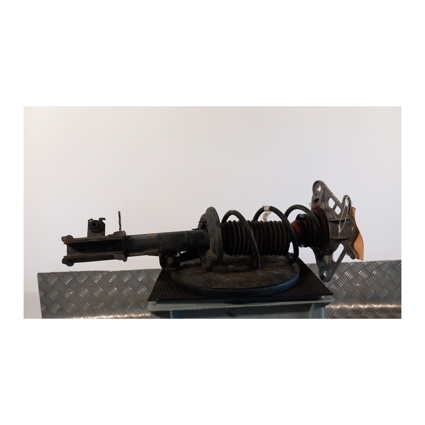 AMMORTIZZATORE POST. SX. 064 JEEP RENEGADE (5I) (08/14-08/19) 55260384 52036195