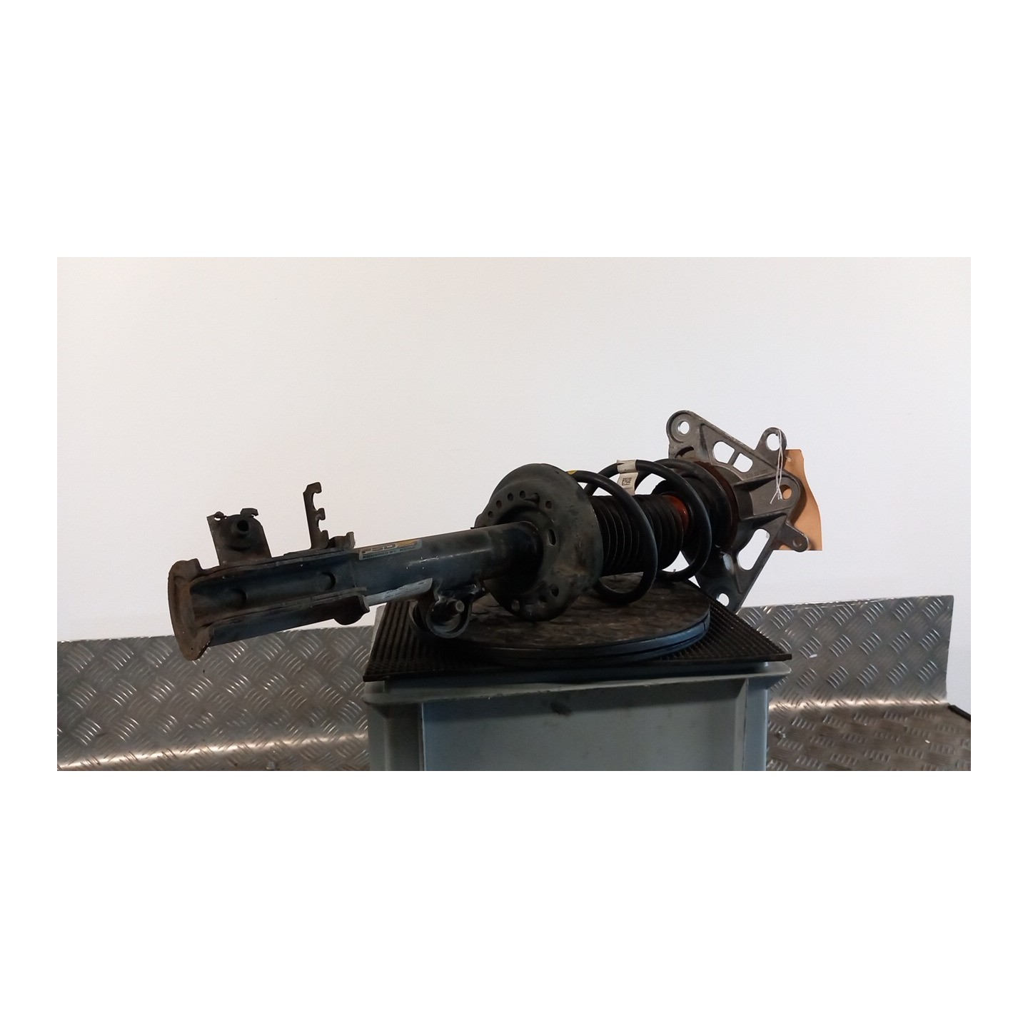 AMMORTIZZATORE POST. SX. 064 JEEP RENEGADE (5I) (08/14-08/19) 55260384 52036195