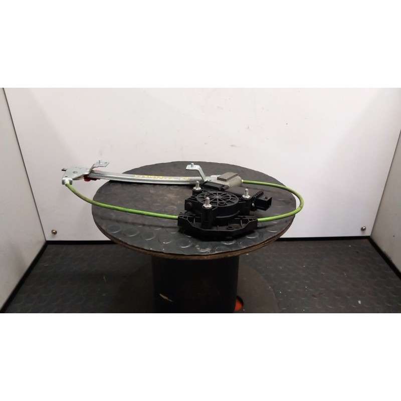 ALZACRISTALLO ELETTR. PORTA POST. CON MOTORINO DX. 007 FIAT GRANDE PUNTO (2Y) (06/05-12/08 199A3000 51899292