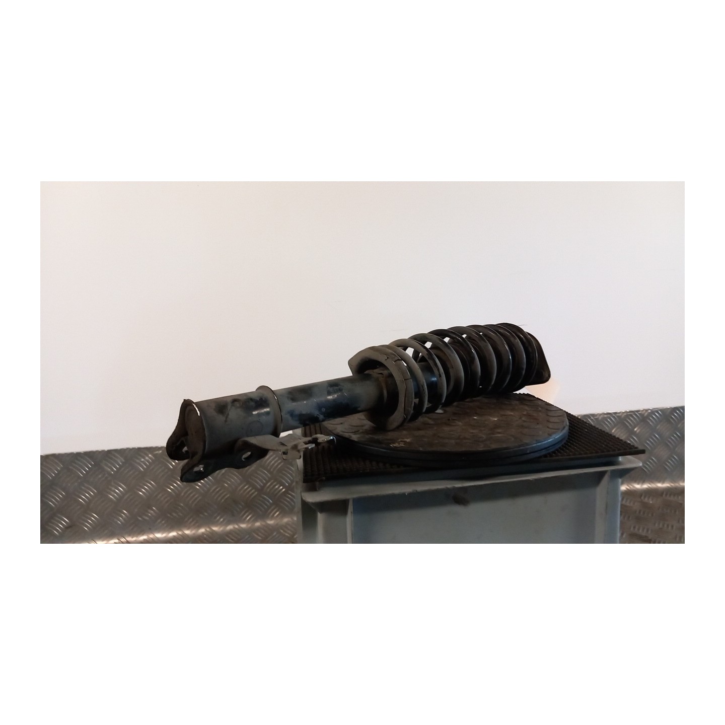 AMMORTIZZATORE ANT. SX. 021 NISSAN MICRA (K11E) (09/00-01/03) CG10 543031F527