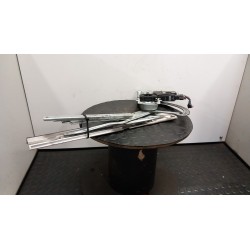 ALZACRISTALLO ELETTR. PORTA ANT. SX. 051 OPEL COMBO (X01) (11/01-01/12) Z17DTH 93186828