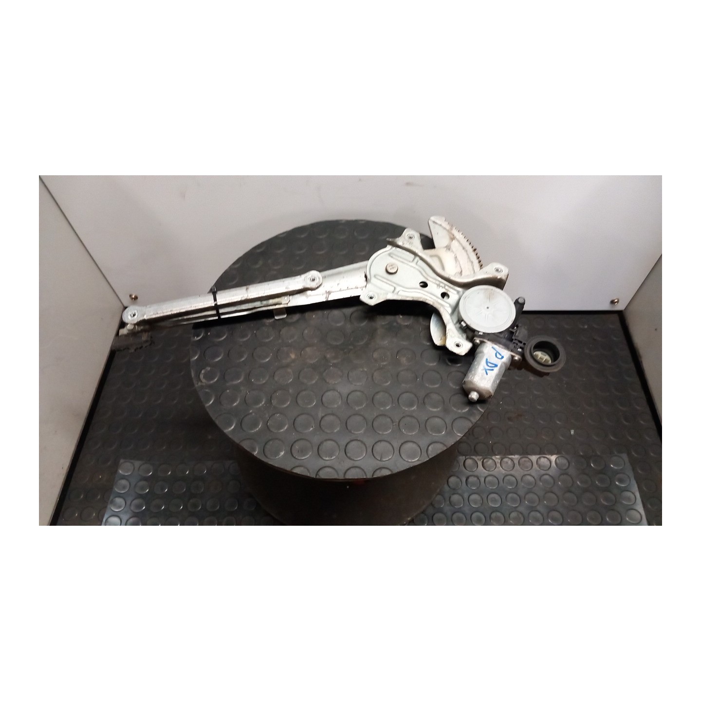 ALZACRISTALLO ELETTR. PORTA POST. DX. 062 DAIHATSU TERIOS 2A SERIE (04/06-06/13) 3SZ 69803B4010