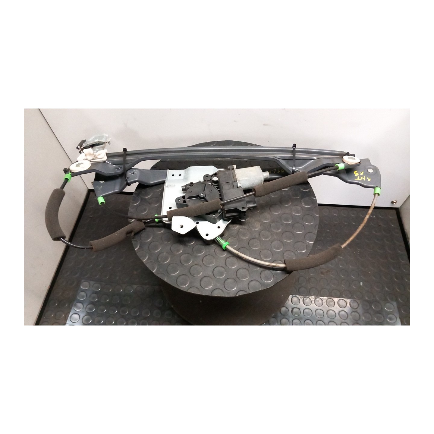 ALZACRISTALLO ELETTR. PORTA ANT. SX. 070 SSANGYONG KYRON/NEW KYRON (11/05-) 664950 7231109002