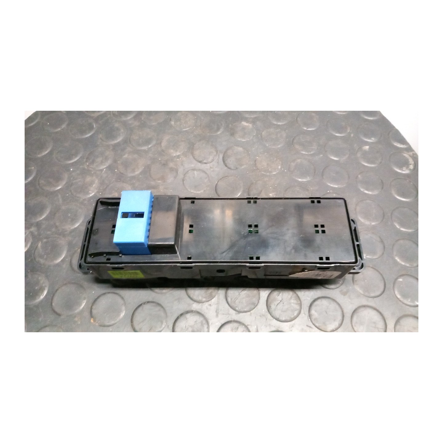 BLOCCO COMANDI ALZACRISTALLI E RETROVISORI EST. 12/03/2007 SX. 071 SSANGYONG KYRON/NEW KYRON (11/05-) 664950 8581009000HCC